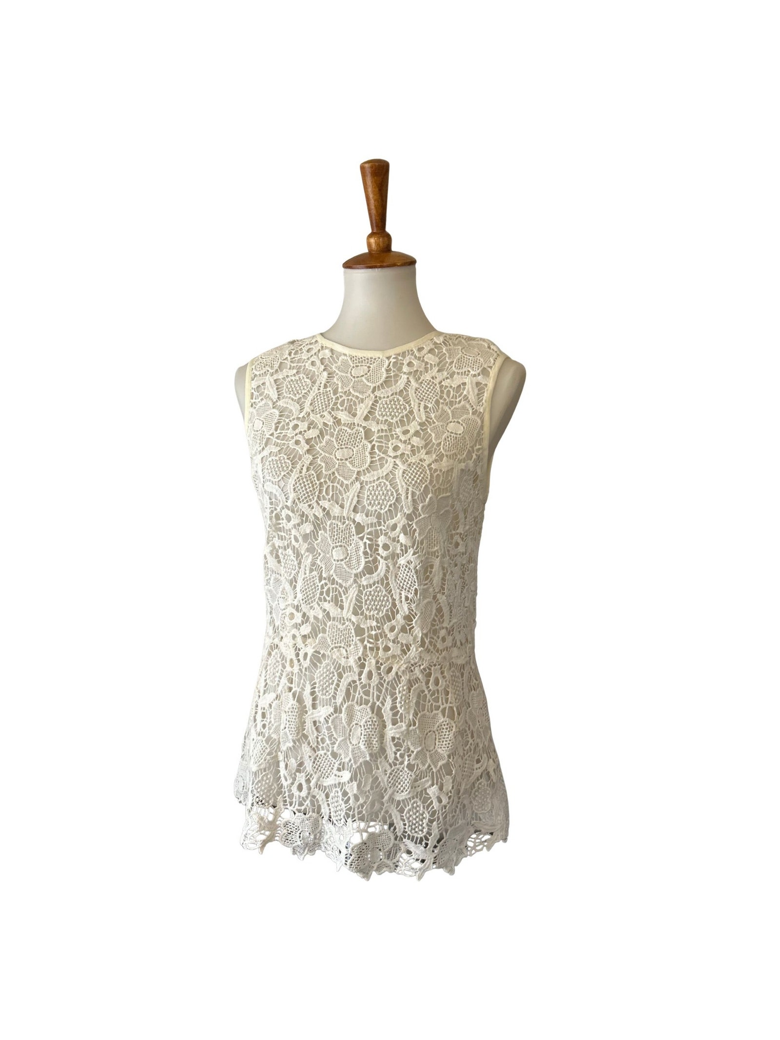 Cabi White Floral Lace Sleeveless Top With Back Zip Size M